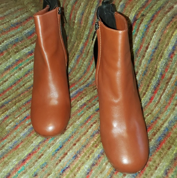 CELINE Black and Brown Wedge Boots - Picture 4 of 13